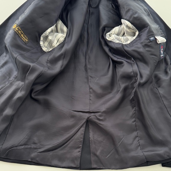 Brooks Brothers Fleece, Boys, Sz 14, 100% Wool, Navy Blazer, w/ Gold Buttons - Picture 8 of 11